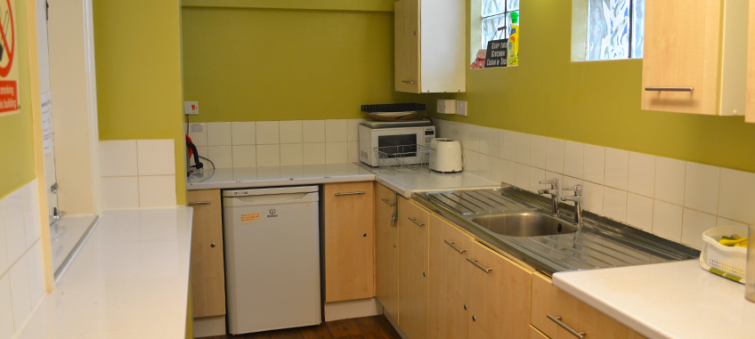 Basil Jellicoe Hall Kitchen 848X381